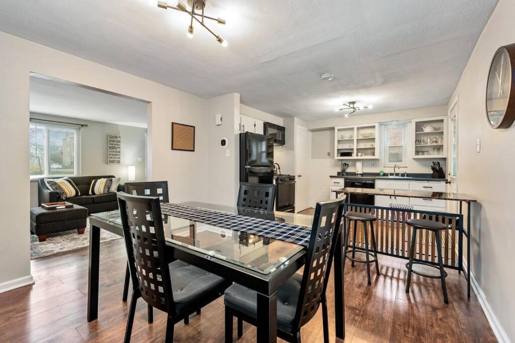 Open Floor Spacious Home, 15Min From Downtown, Private Garage, Kids Friendly พิตต์สเบิร์ก ภายนอก รูปภาพ