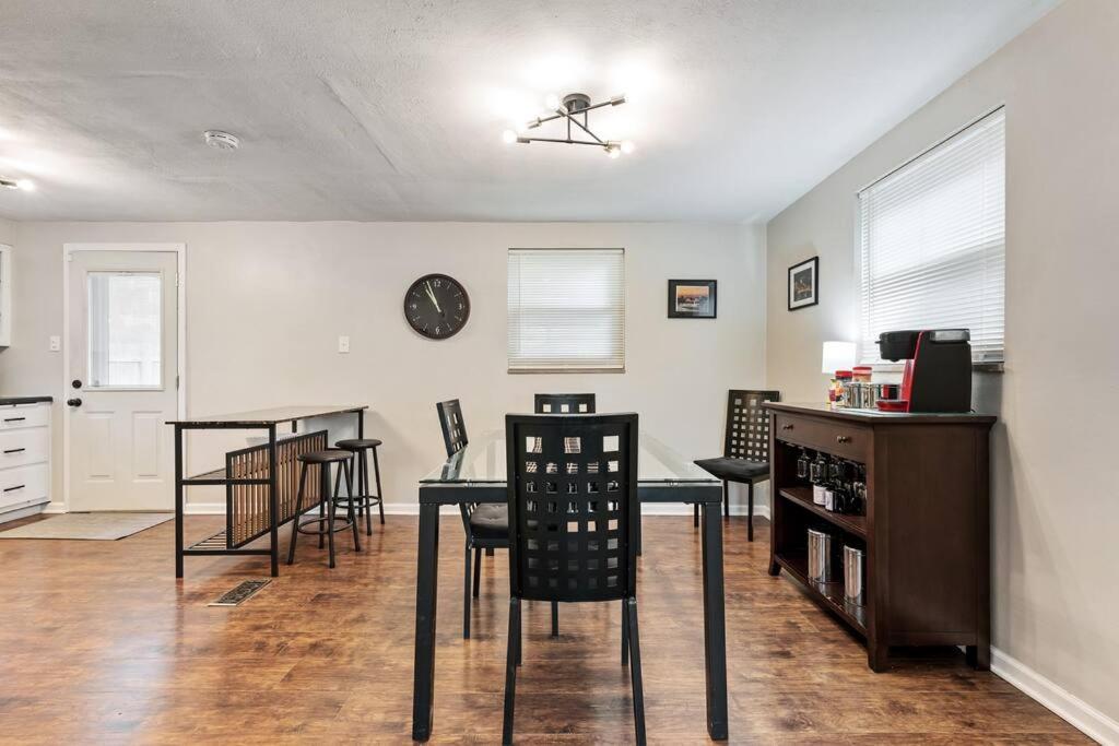 Open Floor Spacious Home, 15Min From Downtown, Private Garage, Kids Friendly พิตต์สเบิร์ก ภายนอก รูปภาพ